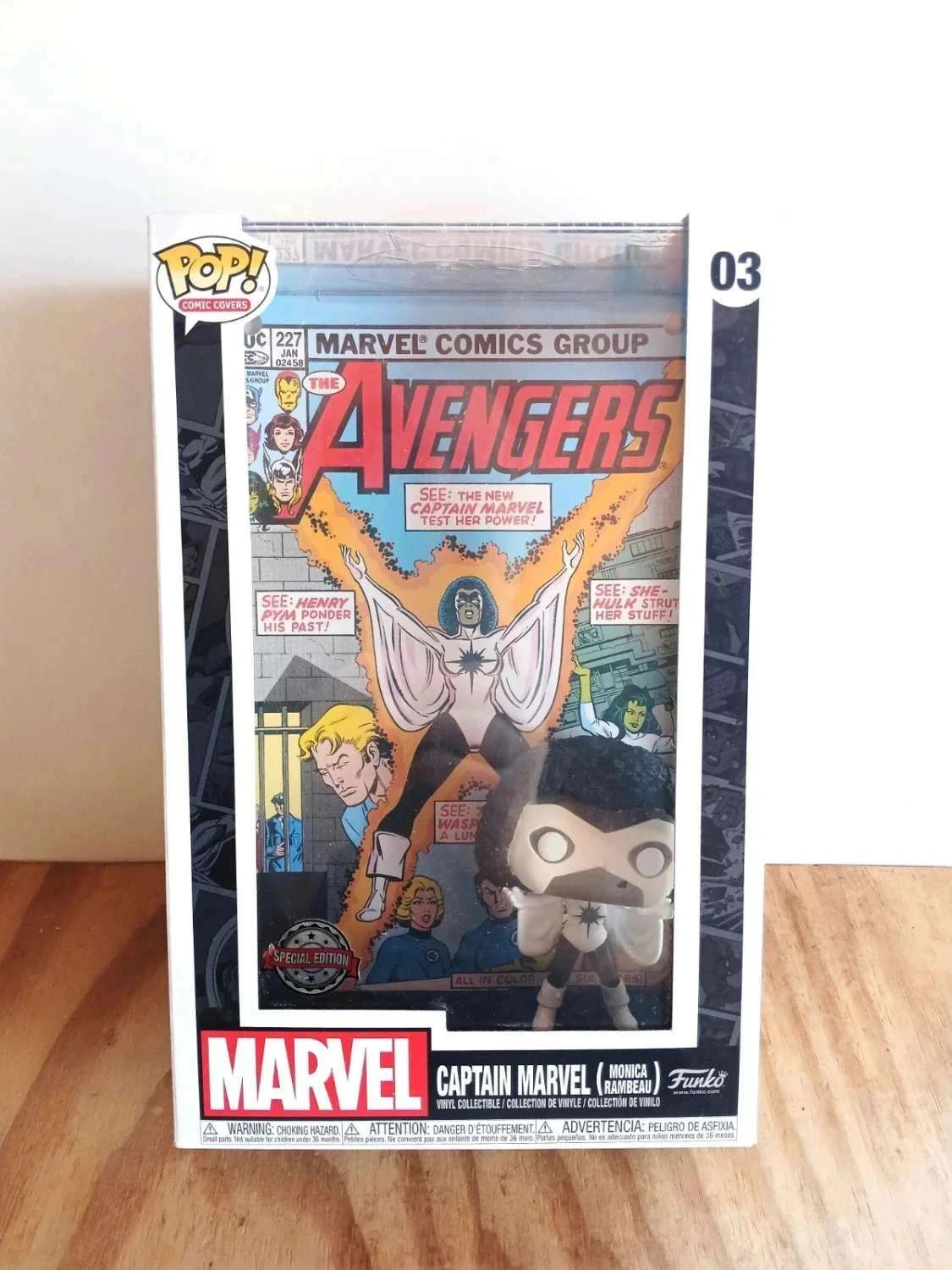 Figurine Funko Pop! Comics Cover Marvel Captain marvel 03